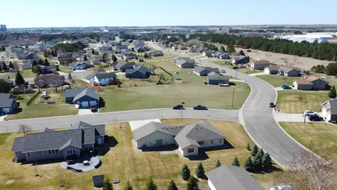 View/Area - 708 14th St NW, Perham, MN 56573 photo 8 of 8
