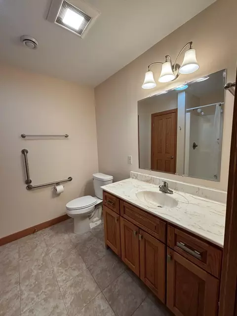 Bath - 708 14th St NW, Perham, MN 56573 photo 3 of 4