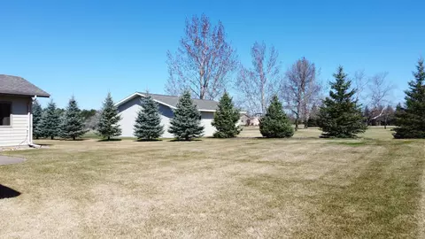 Exterior - 708 14th St NW, Perham, MN 56573 photo 16 of 29
