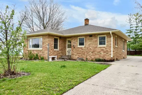 320 E Main St, Lewiston, MN 55952