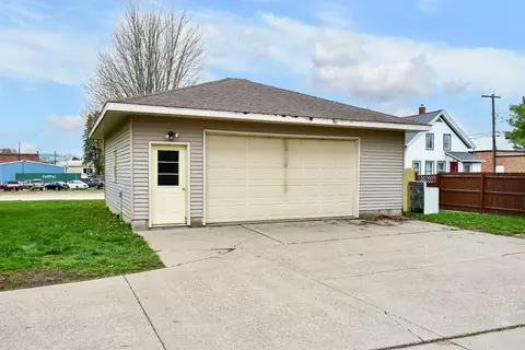 320 E Main St, Lewiston, MN 55952 photo 25