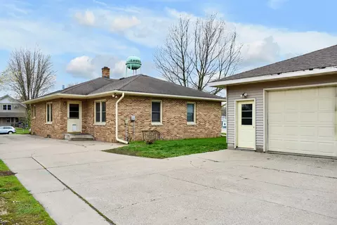 320 E Main St, Lewiston, MN 55952 photo 23