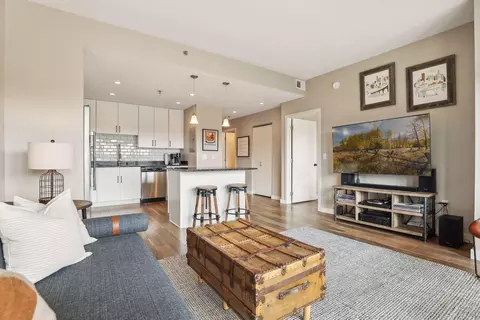 929 Portland Ave #310, Minneapolis, MN 55404