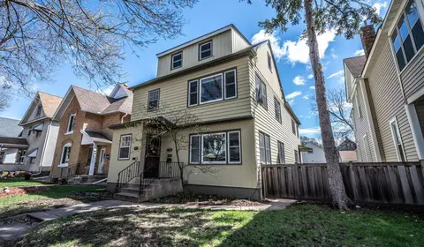 1519 Adams St NE, Minneapolis, MN 55413