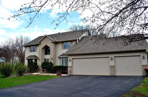 4028 Hallgren Ct, Excelsior, MN 55331