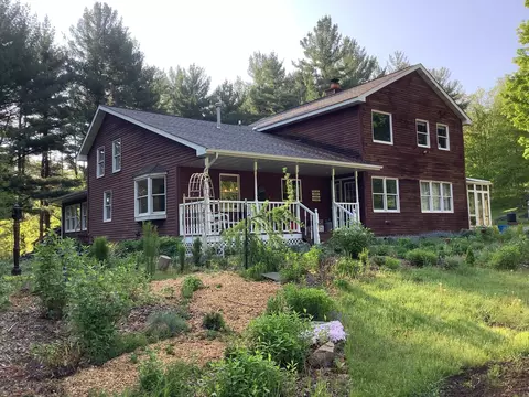 w8625 830th Avenue, River Falls, WI 54022