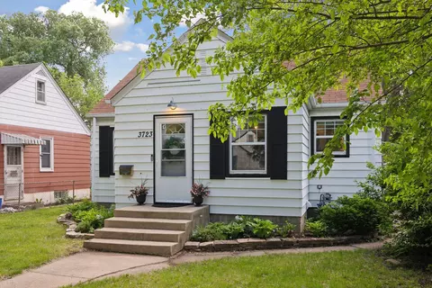 3723 Major Ave N, Robbinsdale, MN 55422