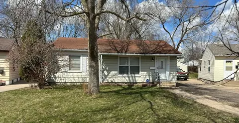 2131 Jessamine Ave E, Saint Paul, MN 55119