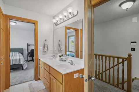 Entry Way - 3787 Drumcliffe Ct, Rosemount, MN 55068 photo 8 of 10