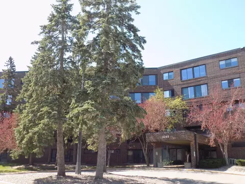 2265 Youngman Ave #406E, Saint Paul, MN 55116