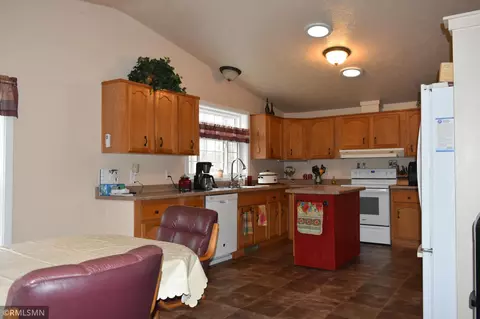 Kitchen - 2146 290th Ave, Mora, MN 55051 photo 1 of 3
