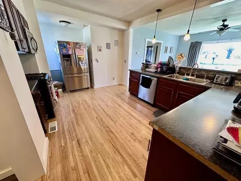310 Maple St N, Mabel, MN 55954 photo 5