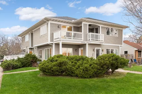 2974 W River Pkwy, Minneapolis, MN 55406