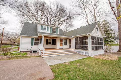 3606 Plymouth Rd, Minnetonka, MN 55305