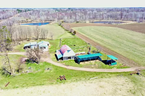 45714 Dove Rd, Hinckley Twp, MN 55037