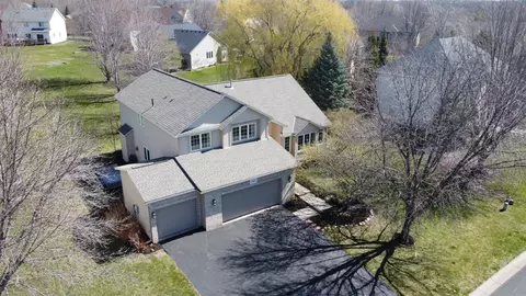 17841 Steading Rd, Eden Prairie, MN 55347 photo 3