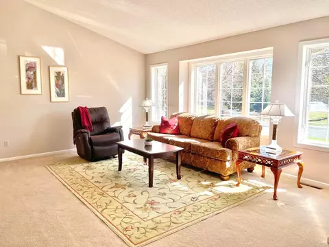 17841 Steading Rd, Eden Prairie, MN 55347 photo 6