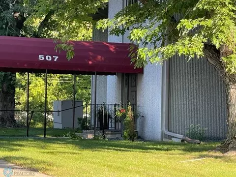 507 21st Ave S #7, Fargo, ND 58103