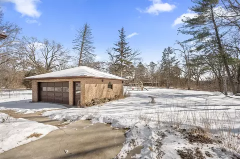 1633 E Old Shakopee Rd, Bloomington, MN 55425 photo 34