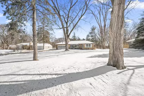 1633 E Old Shakopee Rd, Bloomington, MN 55425 photo 2