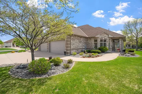 11808 Dunkirk Cir NE, Blaine, MN 55449