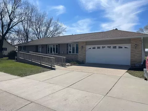 111 State St, Elrosa, MN 56325 photo 2