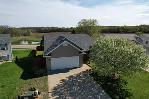 4279 Trumpeter Dr SE, Rochester, MN 55904