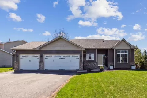 205 Verbena Dr, Watertown, MN 55388