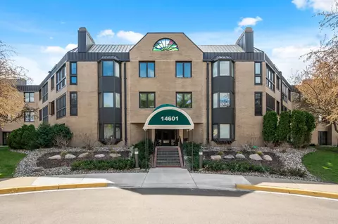 14601 Atrium Way #338, Minnetonka, MN 55345