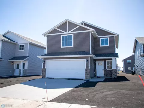 1161 55 Ave W, West Fargo, ND 58078