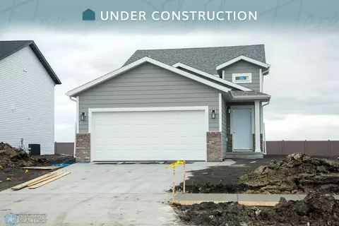 825 2 Ave, Horace, ND 58047
