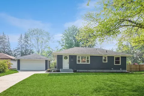 14748 Danville Ave W, Rosemount, MN 55068