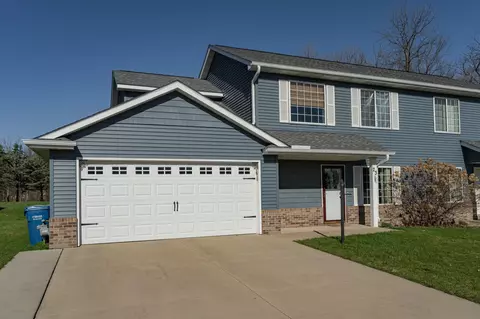 23 6th Ave SE, Dodge Center, MN 55927