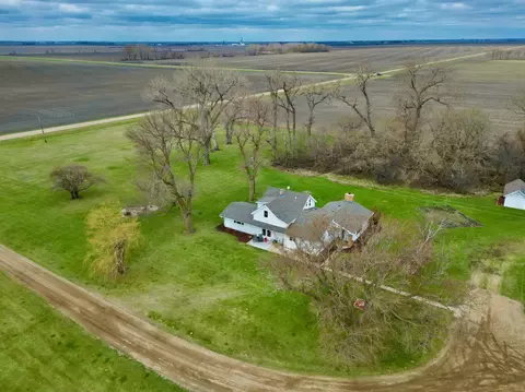 10199 230th St, Fergus Falls, MN 56537