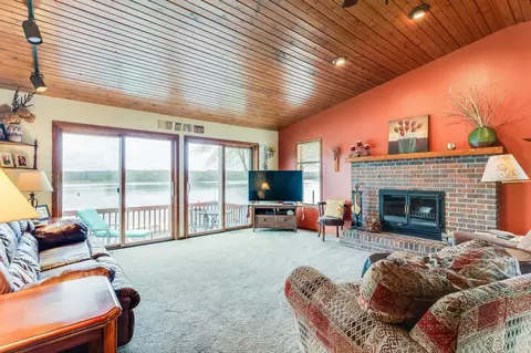 408 Shore Acres Rd, La Crescent, MN 55947 photo 9