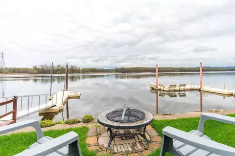 408 Shore Acres Rd, La Crescent, MN 55947 photo 3
