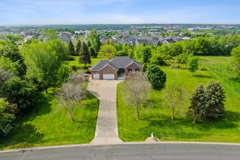 371 Julep Ave N, Lake Elmo, MN 55042