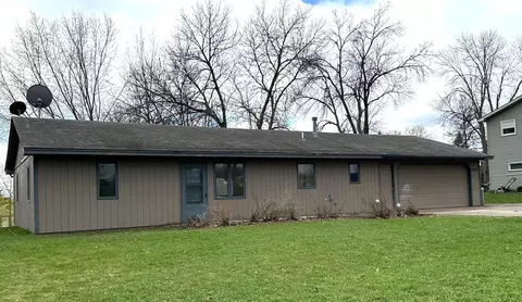 5009 Independence St, Maple Plain, MN 55359