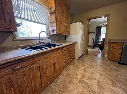 5079 Main St E, Maple Plain, MN 55359 photo 3