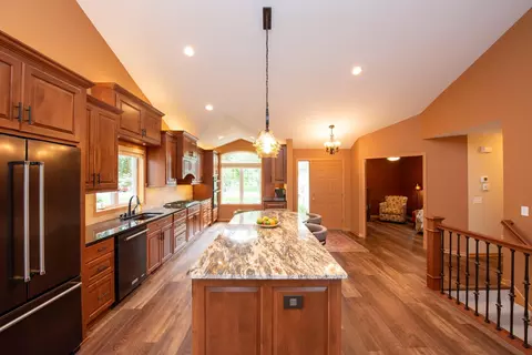 7806 Hill Rd, Woodbury, MN 55125 photo 15