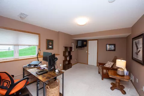 7806 Hill Rd, Woodbury, MN 55125 photo 65