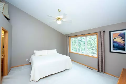 7806 Hill Rd, Woodbury, MN 55125 photo 30