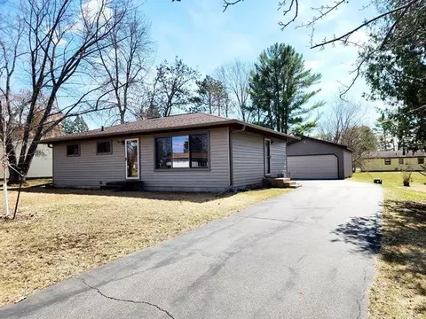 418 Reynolds St, Grand Rapids, MN 55744