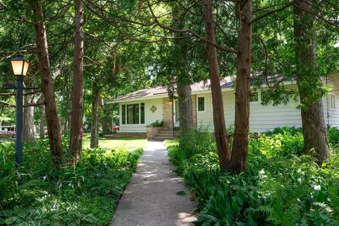 1000 88th Ave NW, Coon Rapids, MN 55433