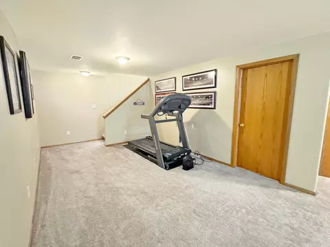 604 Genesis Ave, Marshall, MN 56258 photo 19