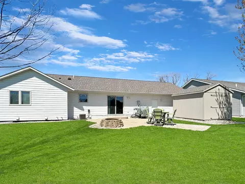 604 Genesis Ave, Marshall, MN 56258 photo 25