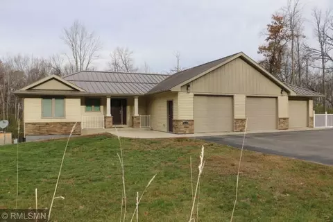 5686 Galaxy Rd, Saint Augusta, MN 56301