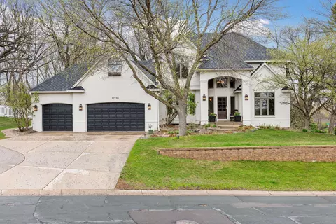 11220 Wild Heron Pt, Eden Prairie, MN 55347