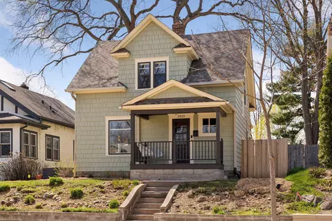 2810 Hayes St NE, Minneapolis, MN 55418