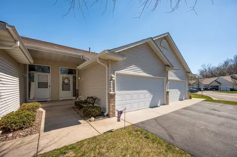 26259 3rd St W, Zimmerman, MN 55398